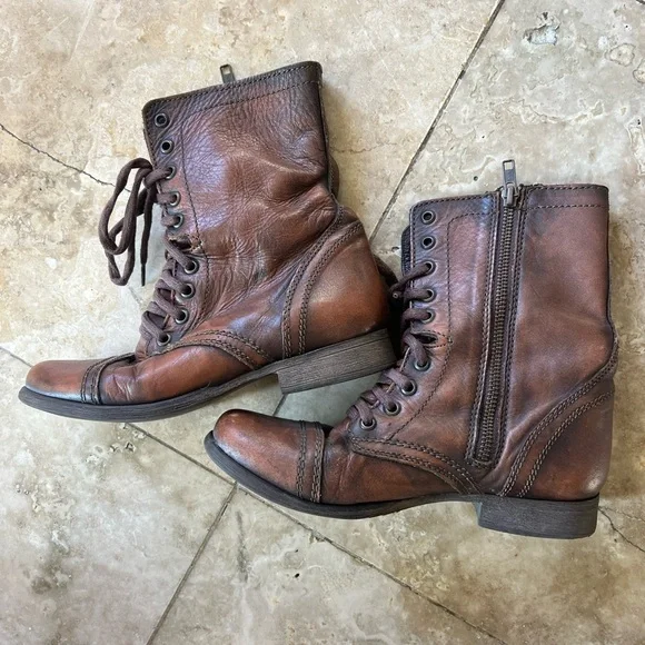 Steve Madden ladies lace up leather boots size 6.5 preowned good condition Brown - Picture 8 of 13